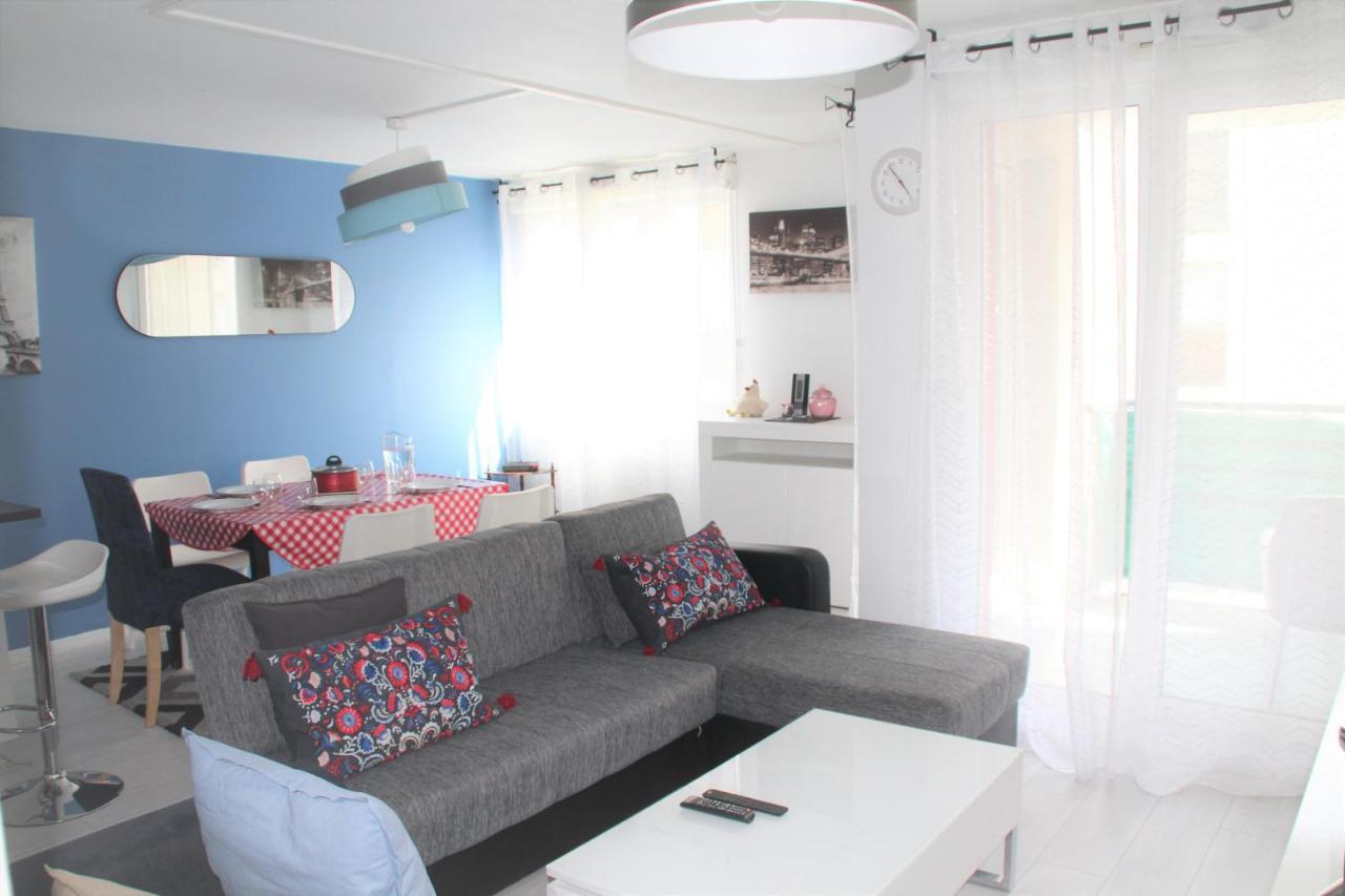 Logement Familial Tout Equipe Saint-Denis-en-Margeride Exterior foto